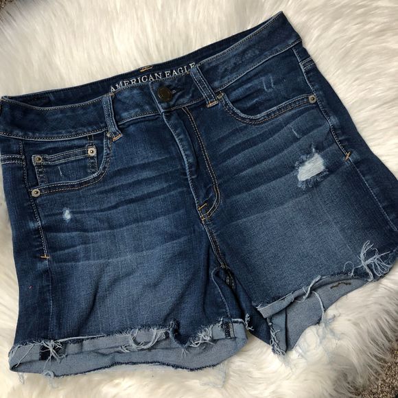 American Eagle Outfitters Pants - American Eagle super stretch raw hem shorts sz 10